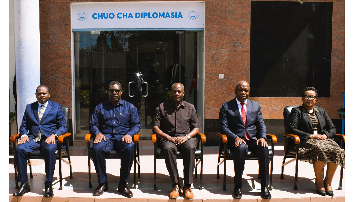 Chuo cha Diplomasia