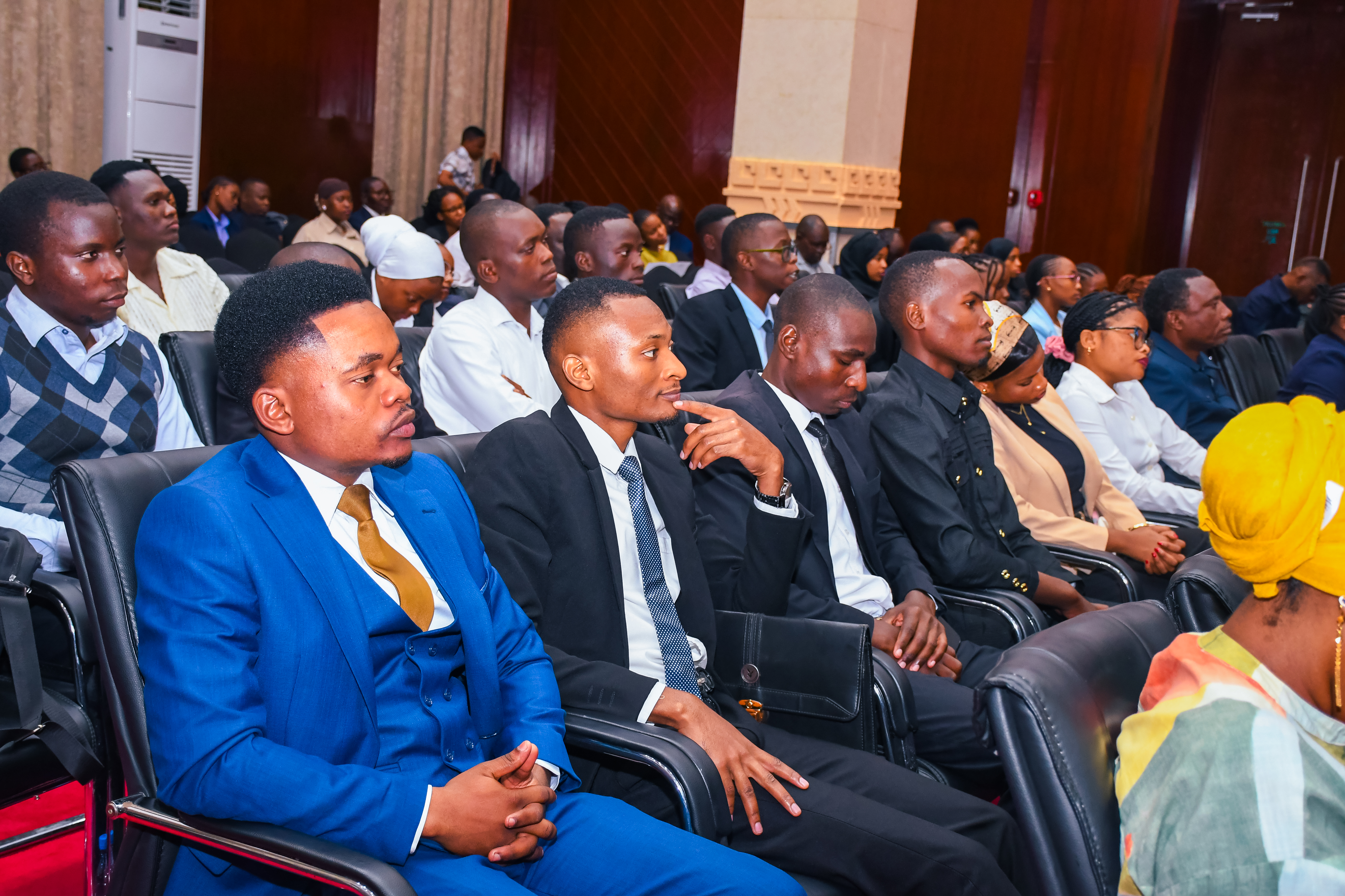 Kongamano la pili la Dkt Salim Ahmed Salim kuenzi mchango wake wa ujenzi wa amani na ustawi duniani limefanyika jijini Dar es Salaam.Miongoni mwa Washiriki katika Kongamano hili  walikuwa ni 
